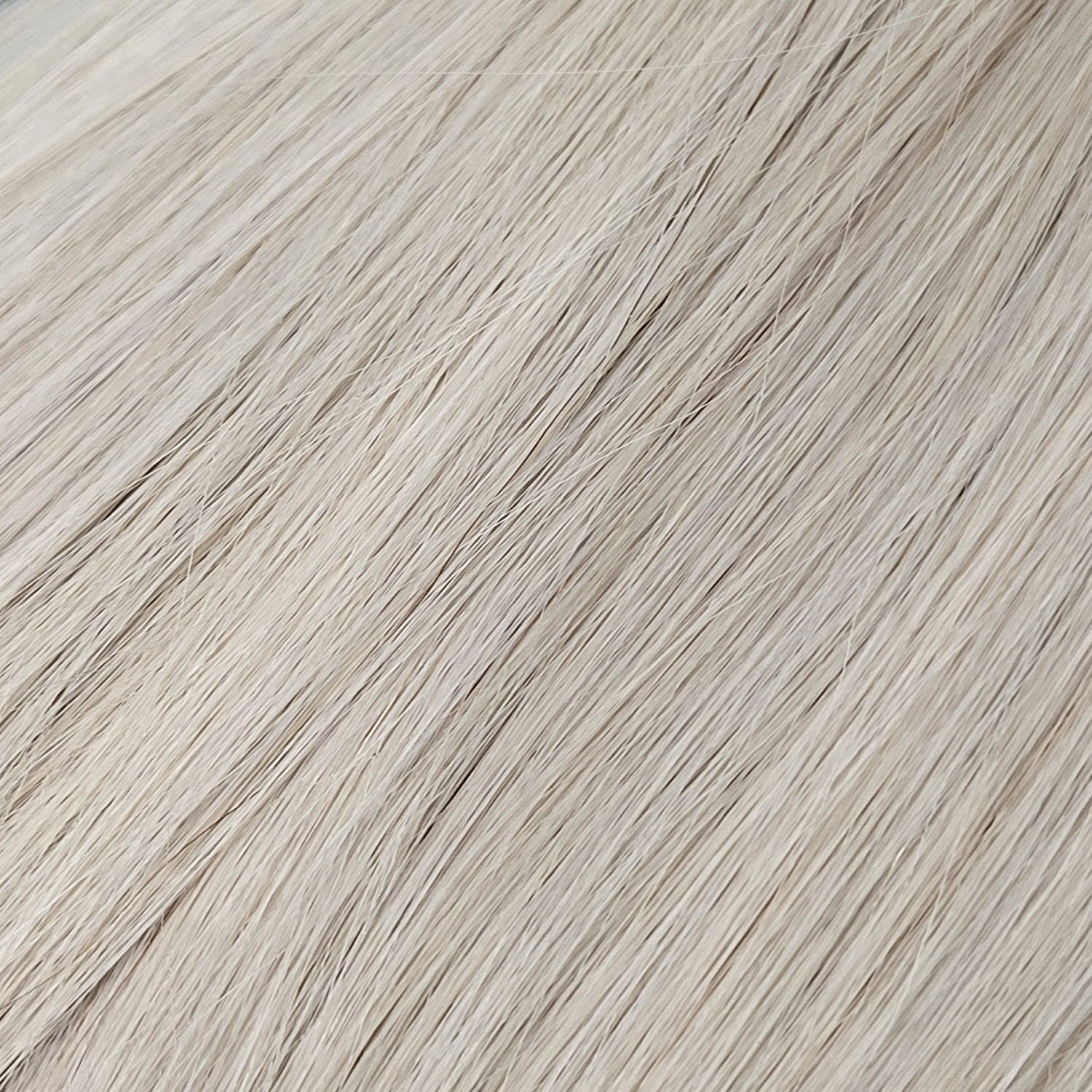 Platinum Single Swatch